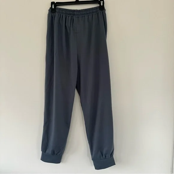 NWT T2D Basic Grey Joggers Size Small - Picture 2 of 8